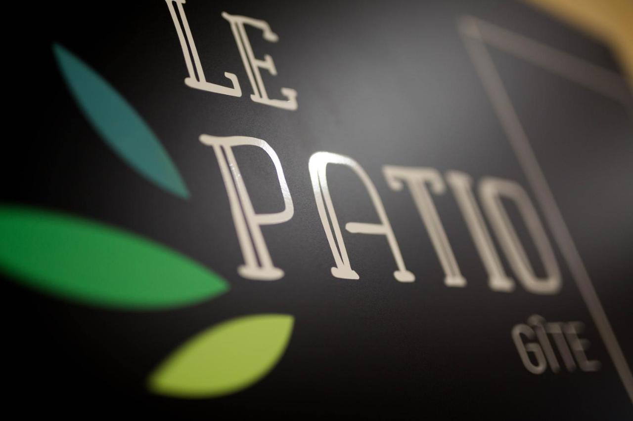 Le Patio Hotel Yssingeaux Exterior photo